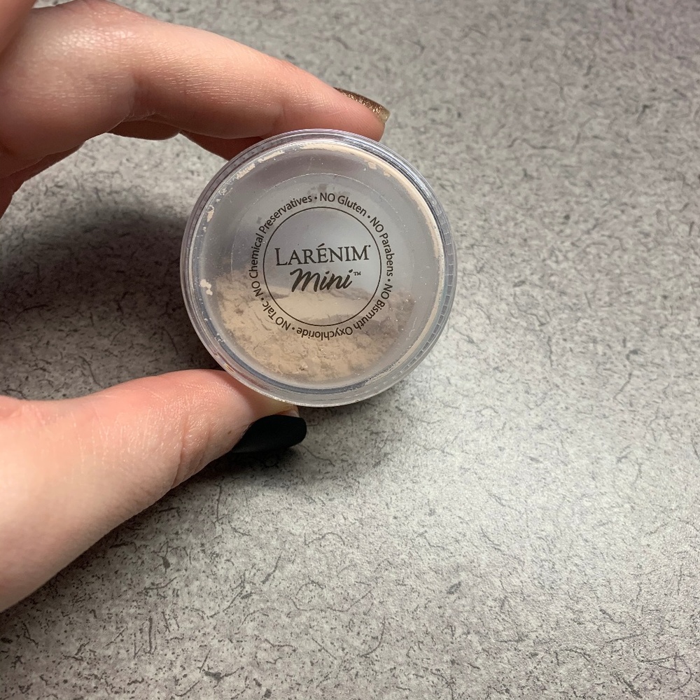 Larenim Mineral Powder Concealer - C the Light 1g